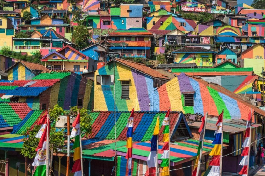 Отель Griya Loka 2 Syariah Near Simpang Lima Mitra Reddoorz Семаранг Экстерьер фото